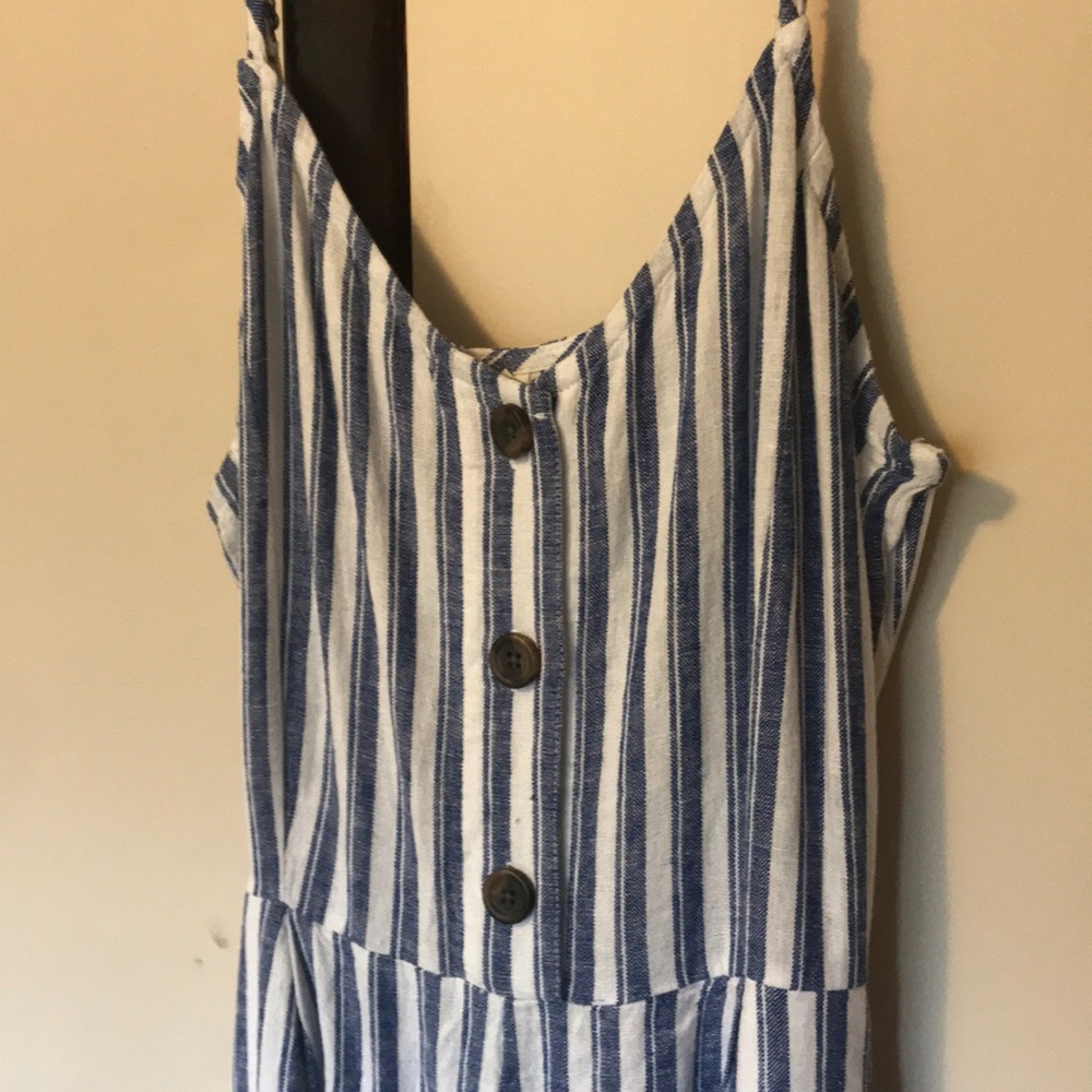 Gap jumpsuit - Picture 2 of 5